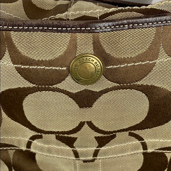 Vintage Lg Coach Sign. Canvas Hobo Shoulder Bag - Picture 2 of 10